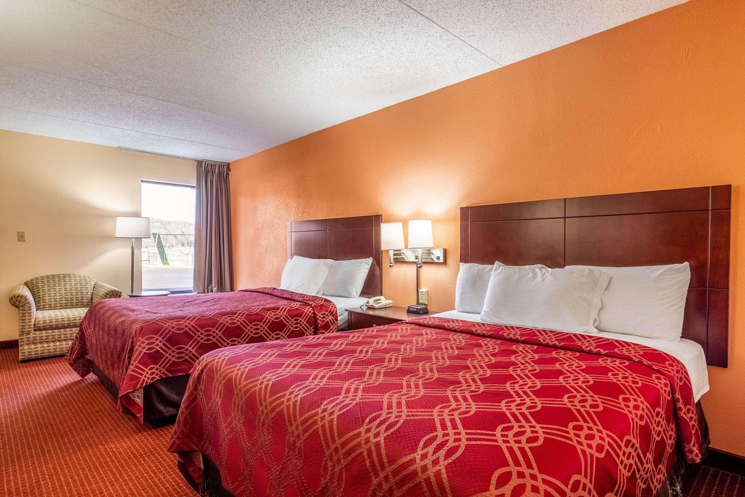 Econo Lodge Rocky Top Buitenkant foto