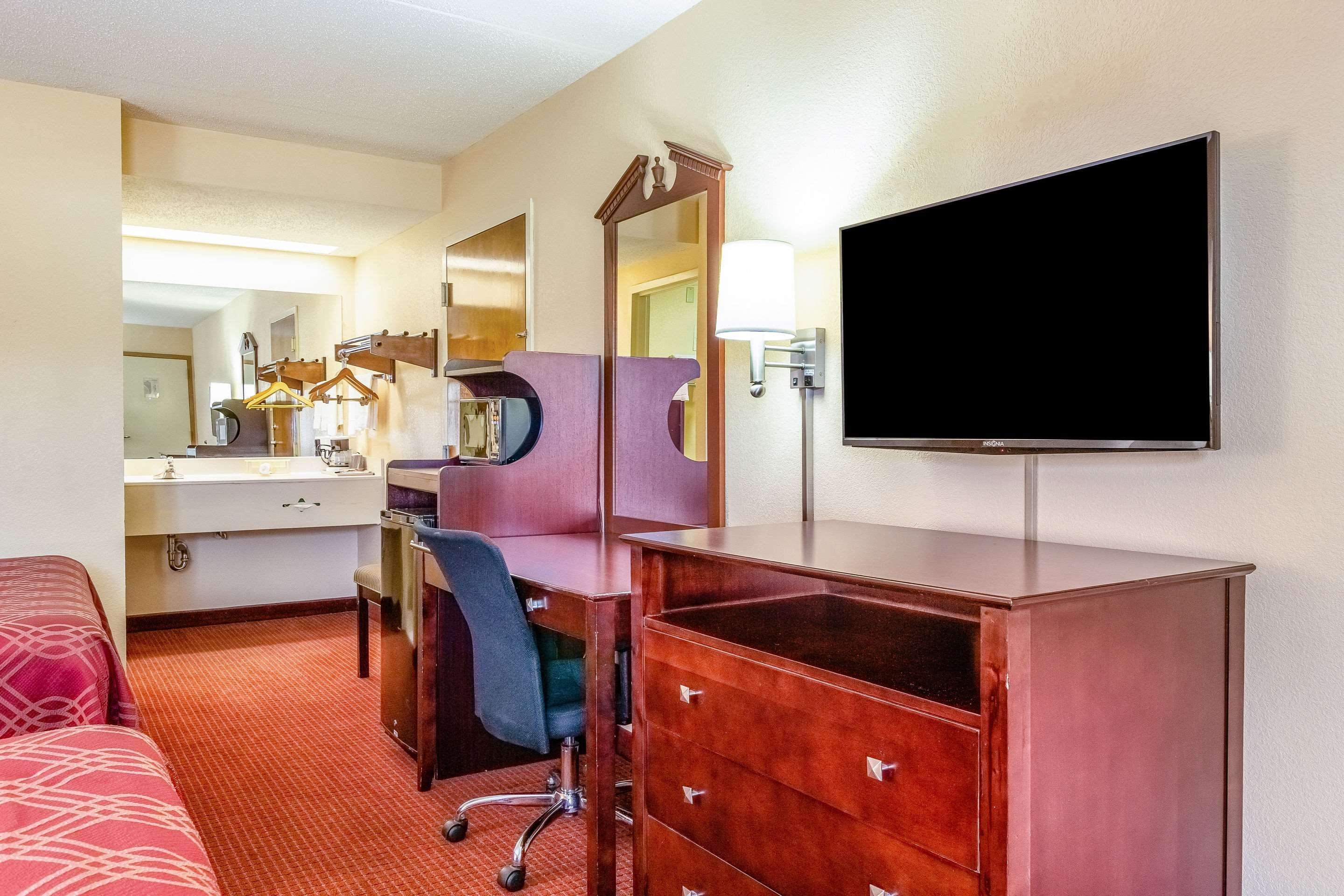 Econo Lodge Rocky Top Buitenkant foto
