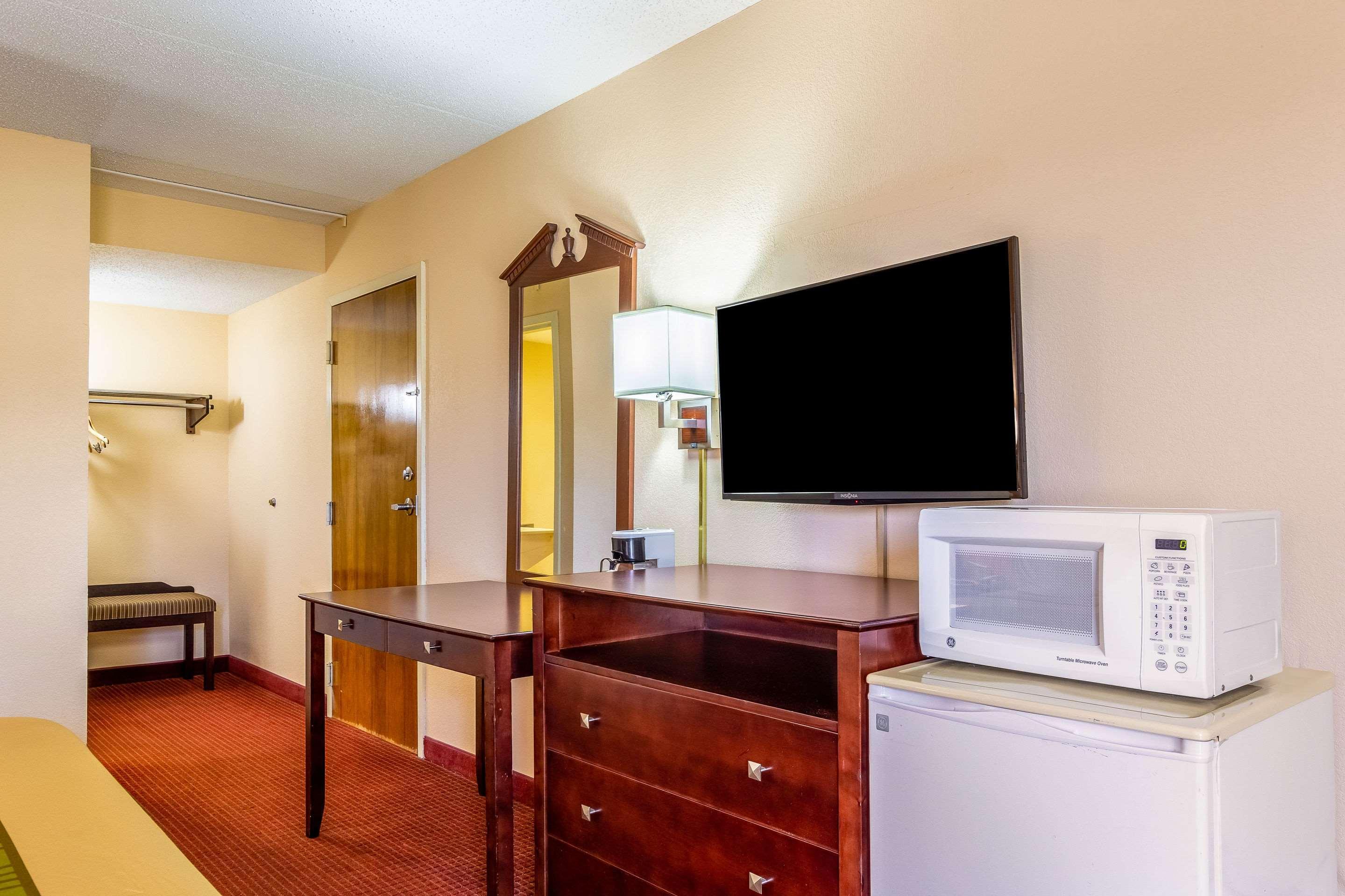 Econo Lodge Rocky Top Buitenkant foto