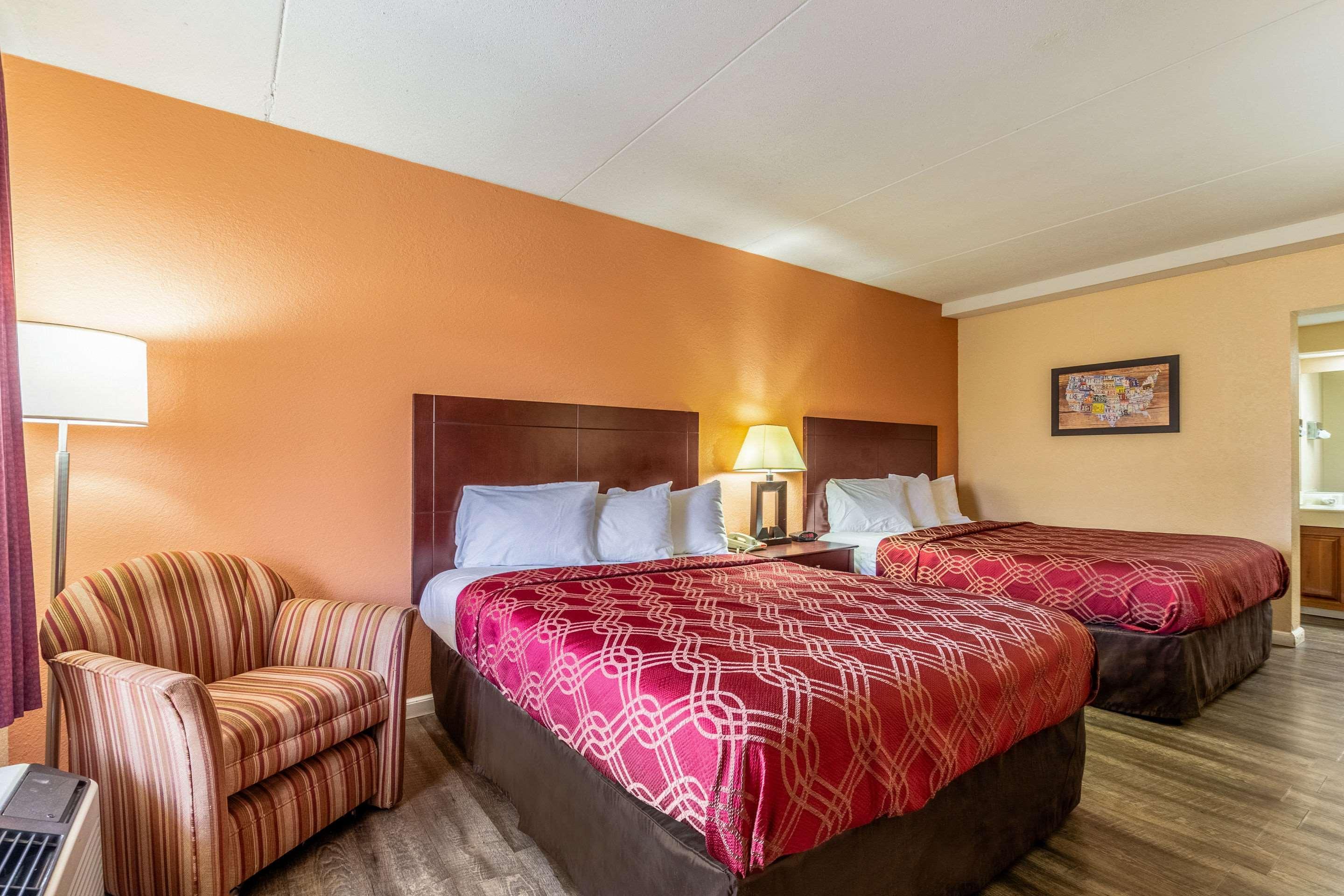 Econo Lodge Rocky Top Buitenkant foto