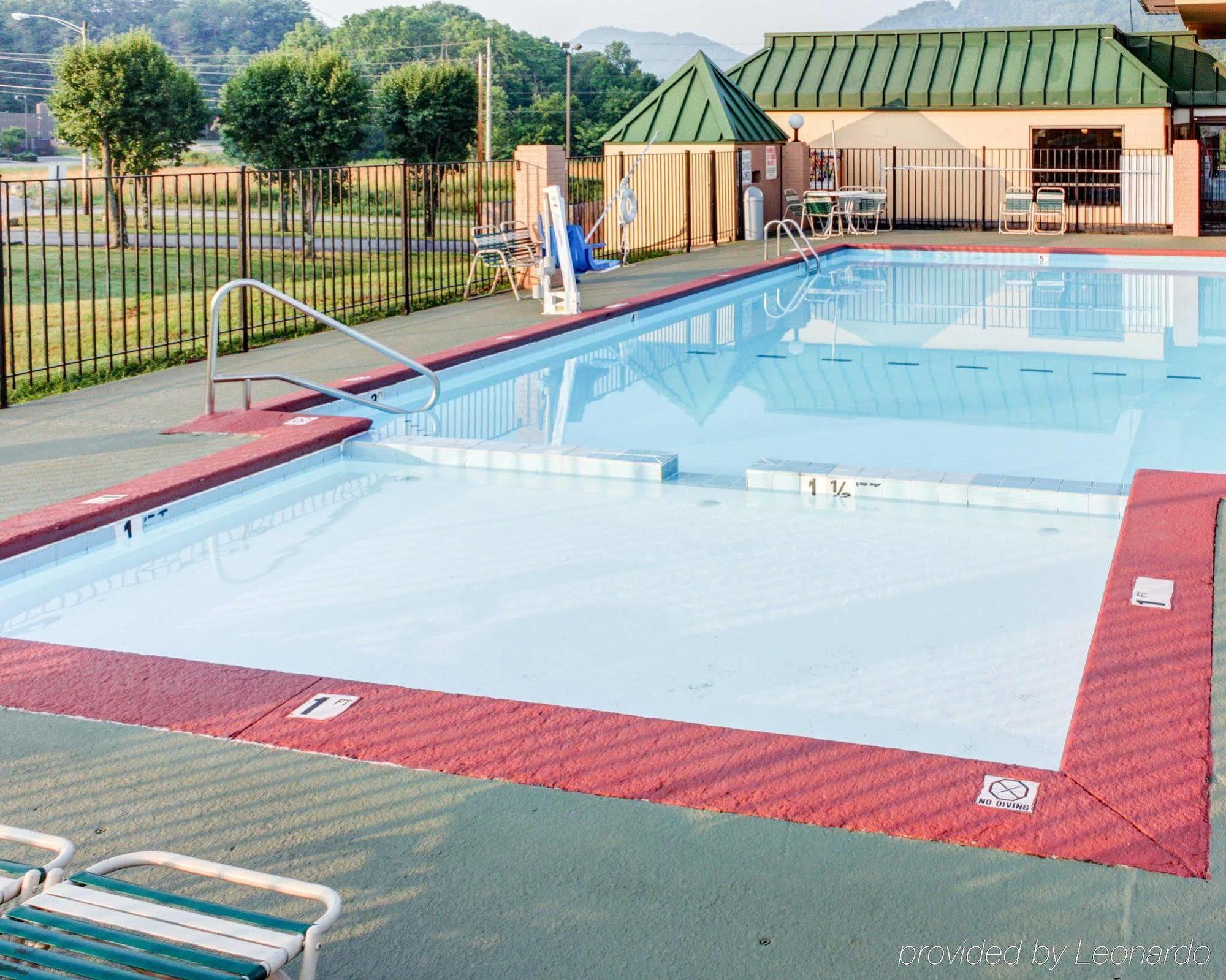 Econo Lodge Rocky Top Buitenkant foto