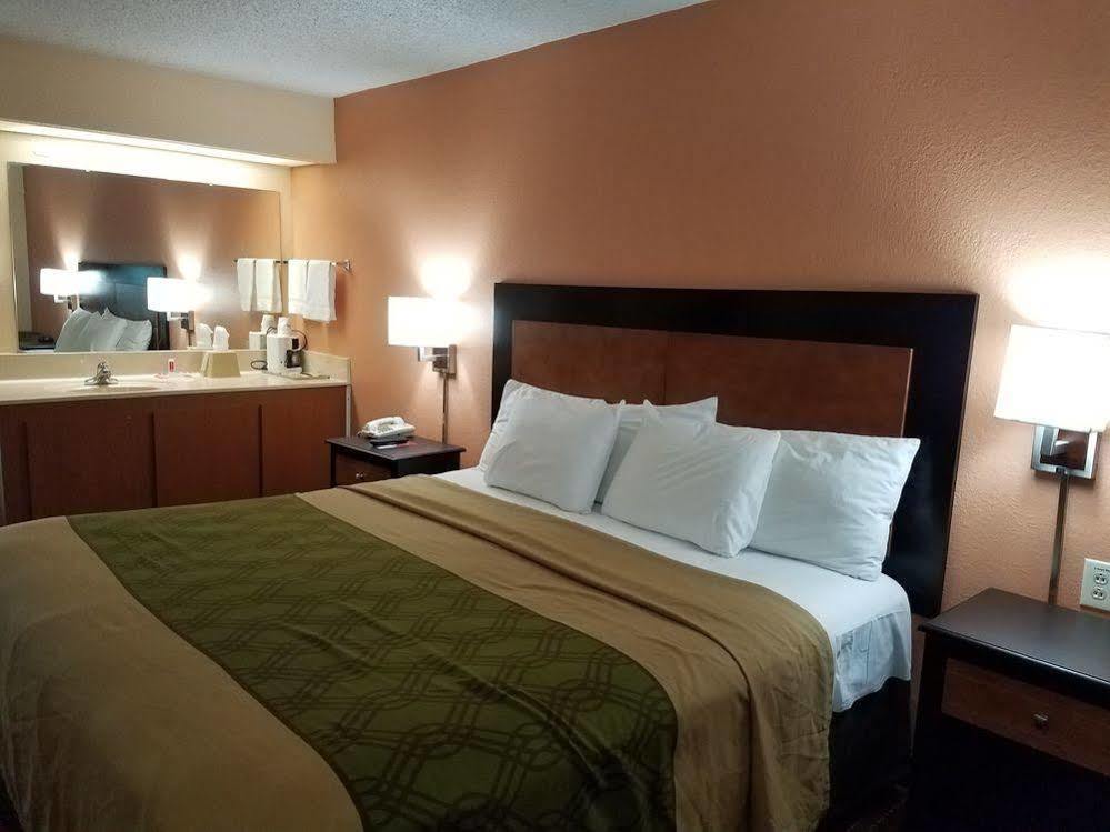 Econo Lodge Rocky Top Buitenkant foto